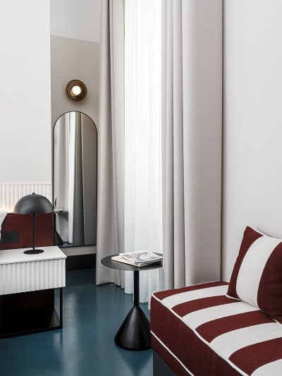 interni-eleganti-adaram-suites-napoli